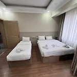 Отель Renova *