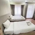 Ξενοδοχείο Renova *