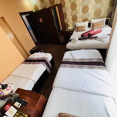 Renova Old ホテル *