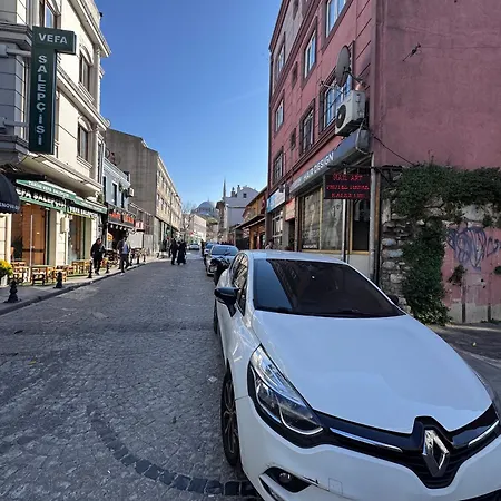 Renova Old * イスタンブール