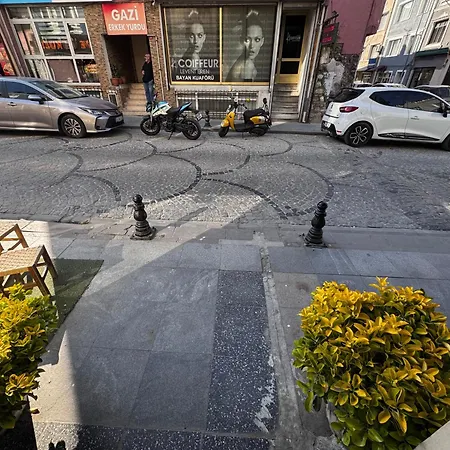 Renova Old فندق *