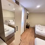 Hotel Renova *